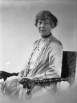 818262 Portret van Klaziena ( Ina ) Boudier-Bakker, geboren Amsterdam 15 april 1875, romanschrijfster, echtgenote van ...